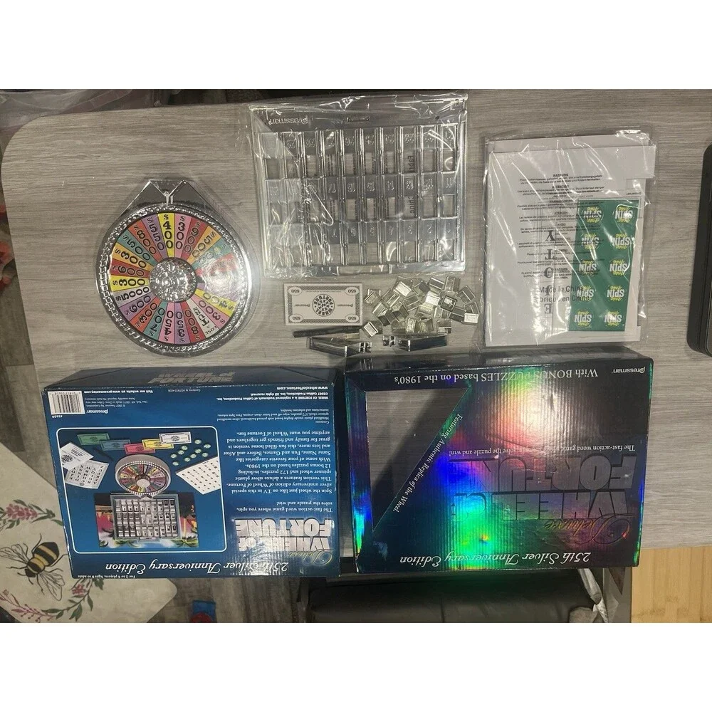 DELUXE WHEEL OF FORTUNE 25th Silver Anniversary Edition, Pressman  Bonus Puzzles